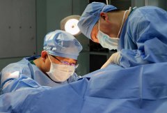 周扬：30载白衣执甲，以大爱铸就医者丰碑